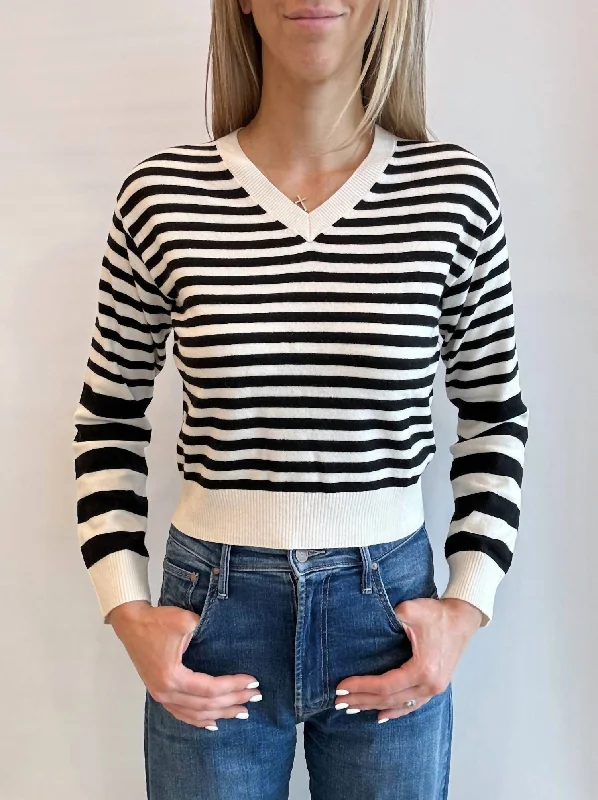 Light Soft Knit Stripe V Neck Sweater In Ivory/black Zara sweaters