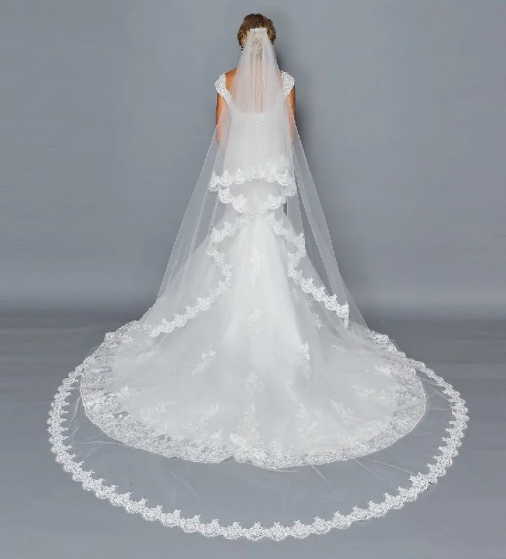 DeKlaire Bridal L201 Wedding Veil Wedding Gown Set