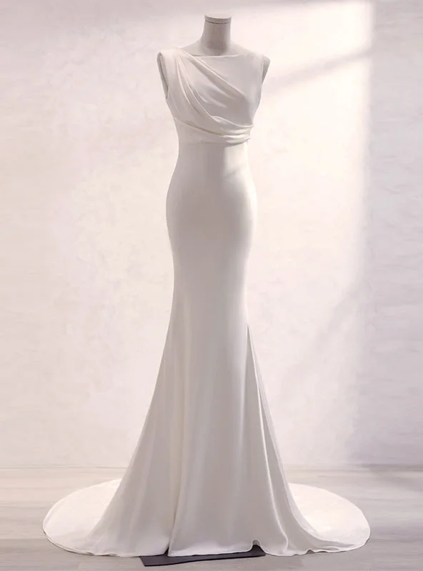 White Mermaid Backless Pleats Wedding Dress Crystal Wedding Dress