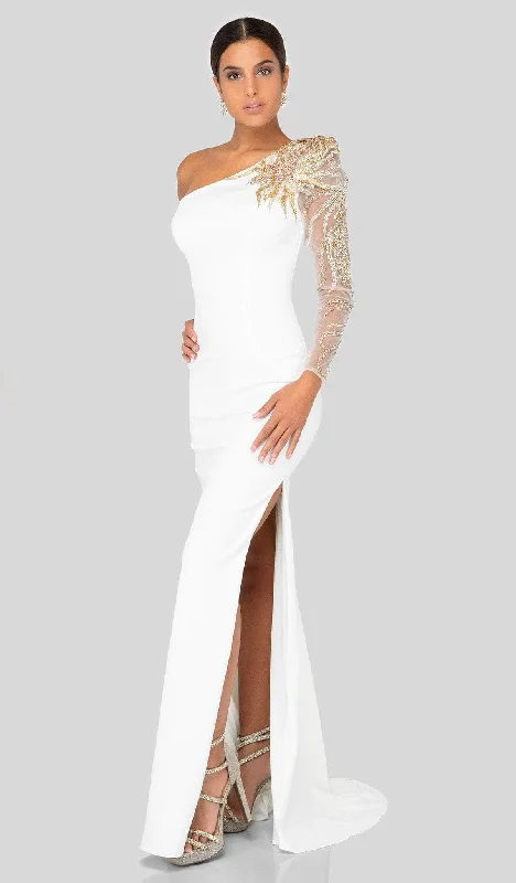 Terani Couture - Long Sleeve Sheath Evening Gown 1911E9094 - 1 pc Ivory In Size 6 Available Halter party dresses