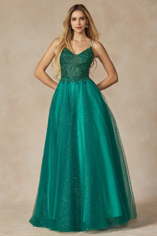 Enchanted Dreams: Shimmering Prom Gown for a Magical Night Floral unclassified dresses